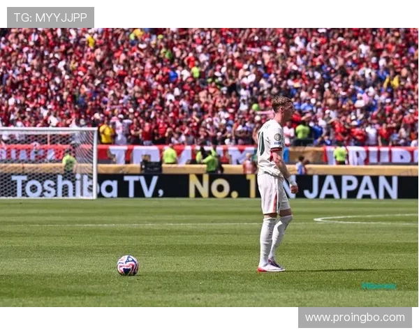 撕开防线 帕尔默本赛季中场直塞胜过上季